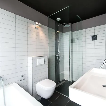 City Park Suites
