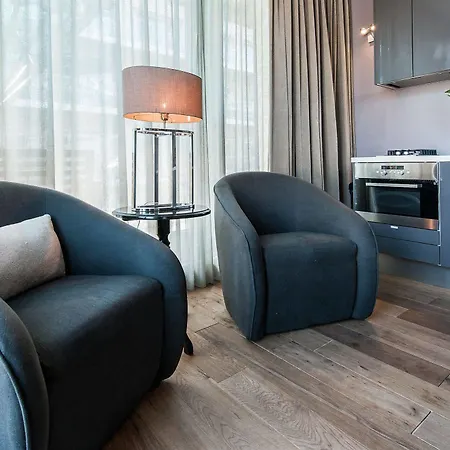 City Park Suites