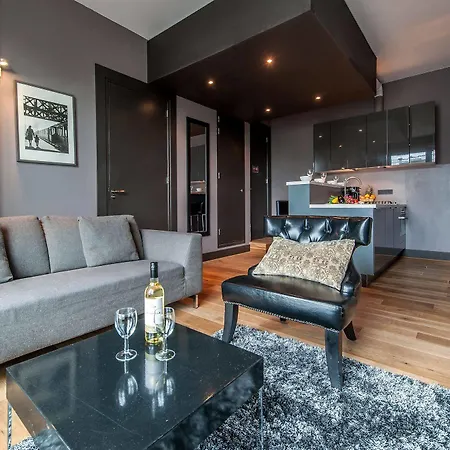 City Park Suites