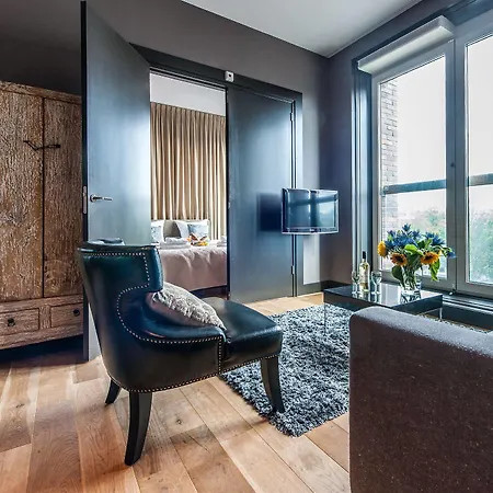 City Park Suites فندق